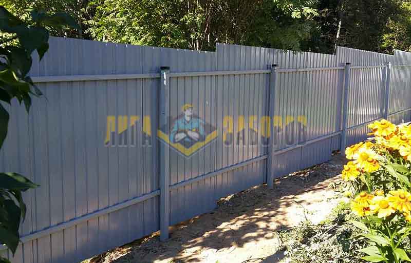Забор из профнастила эконом с установкой под ключ